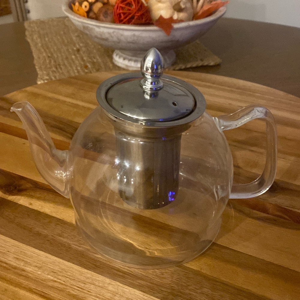GLASS TEAPOT, UNIQUE, LOVELY, DELICATE , CENTER BASKET FOR TEA LEAVES TO BREW